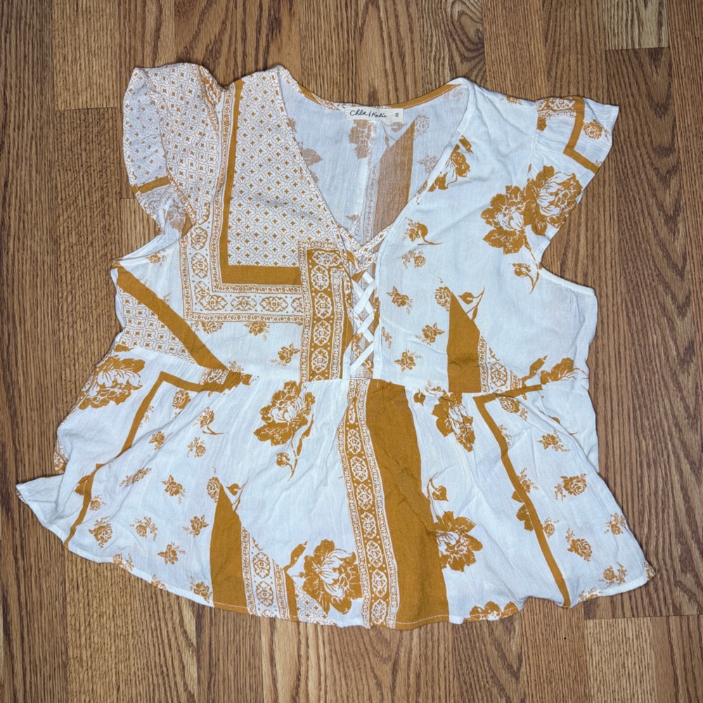 Chloe & Katie Floral White and Tan Blouse